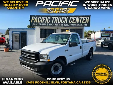 White, 2003 Ford F-350 Super Duty Image 4