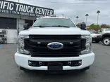 White, 2019 Ford F-250 Super Duty Thumnail Image 2