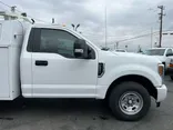 White, 2019 Ford F-250 Super Duty Thumnail Image 5