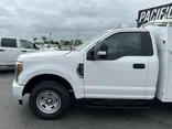 White, 2019 Ford F-250 Super Duty Thumnail Image 23