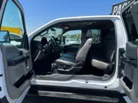 White, 2018 Ford F-250 Super Duty Thumnail Image 16