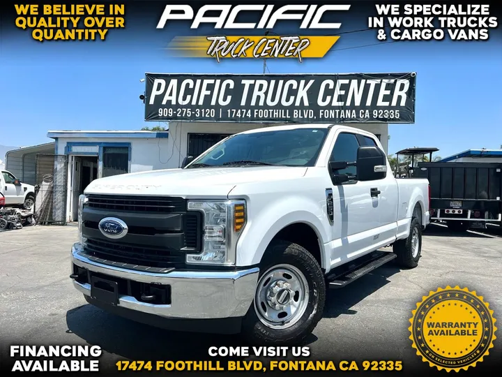 White, 2018 Ford F-250 Super Duty Image 1