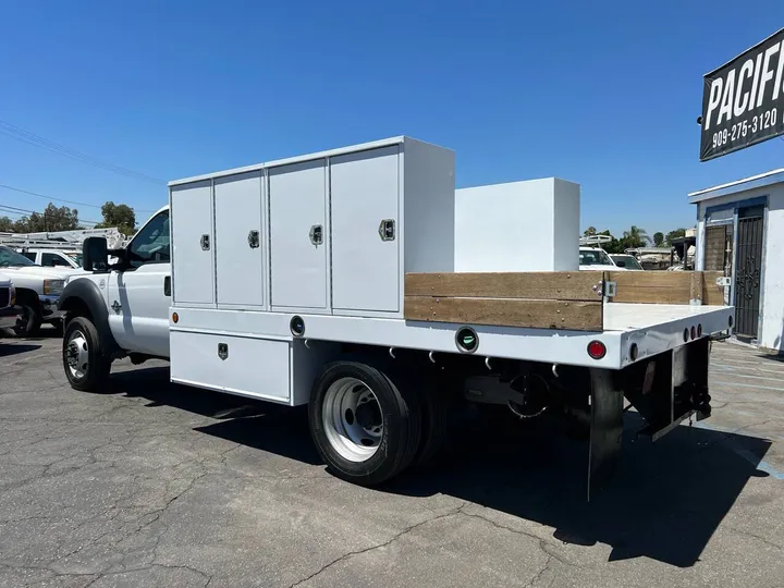 White, 2011 Ford F-550 Super Duty Image 11