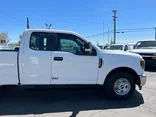 White, 2018 Ford F-250 Super Duty Thumnail Image 6