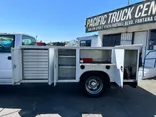 White, 1998 GMC Sierra 3500 Thumnail Image 21