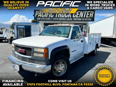 White, 1998 GMC Sierra 3500 Image 