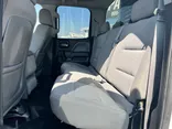 White, 2015 Chevrolet Silverado 2500HD Thumnail Image 31