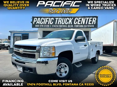 White, 2008 Chevrolet Silverado 2500HD Image 