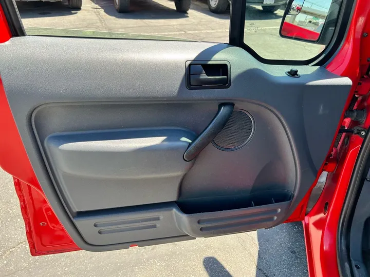 Red, 2013 Ford Transit Connect Image 21