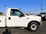 White, 2001 Ford F-250 Super Duty Thumnail Image 5