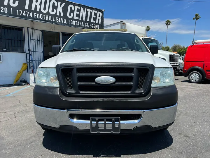 White, 2008 Ford F-150 Image 2