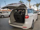 WHITE, 2016 KIA SEDONA Thumnail Image 8