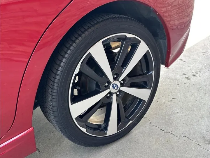 RED, 2018 SUBARU IMPREZA Image 12