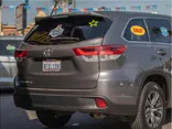 GRAY, 2018 TOYOTA HIGHLANDER Thumnail Image 9