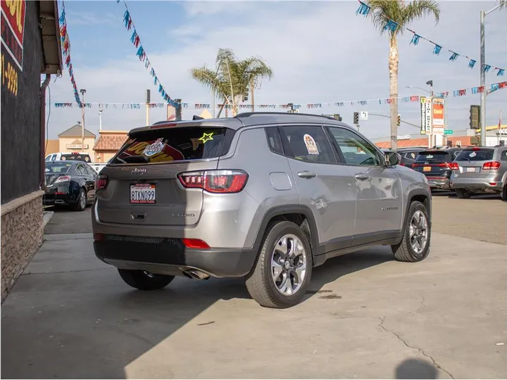 SILVER, 2019 JEEP COMPASS Image 3