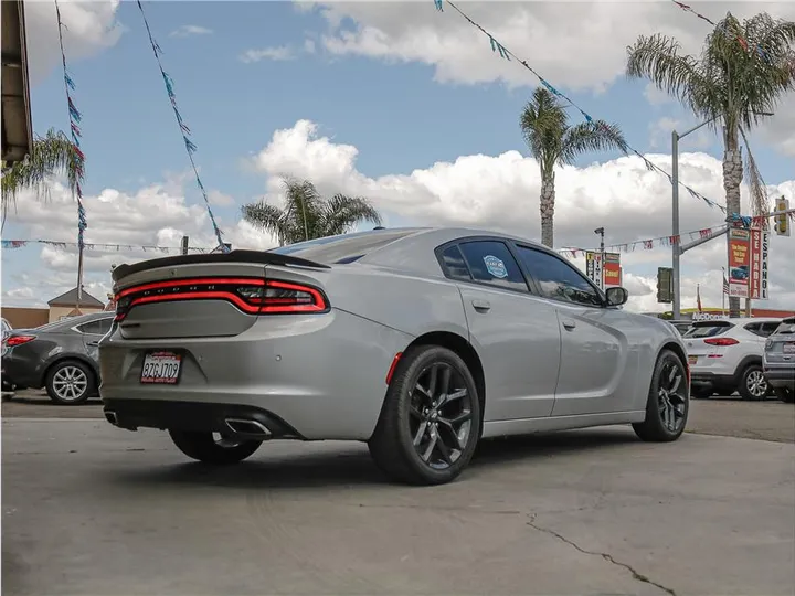 SILVER, 2019 DODGE CHARGER Image 3