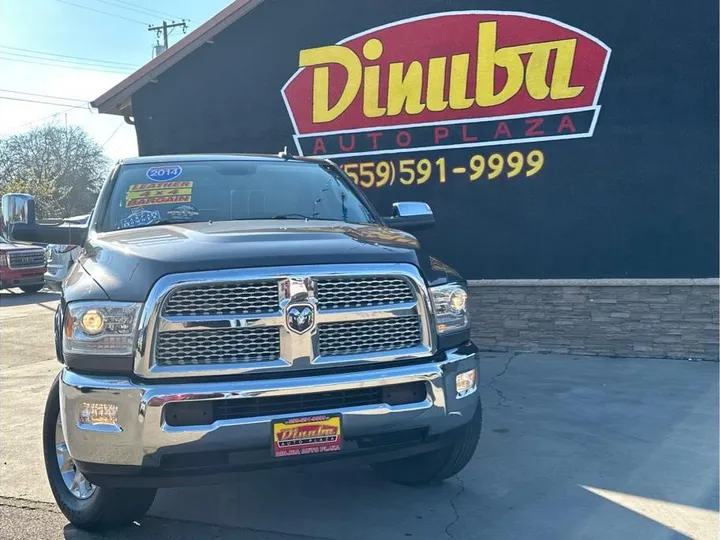 GRAY, 2014 RAM 2500 CREW CAB Image 4