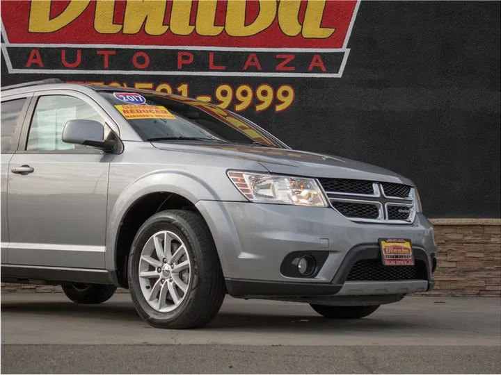 SILVER, 2017 DODGE JOURNEY Image 5