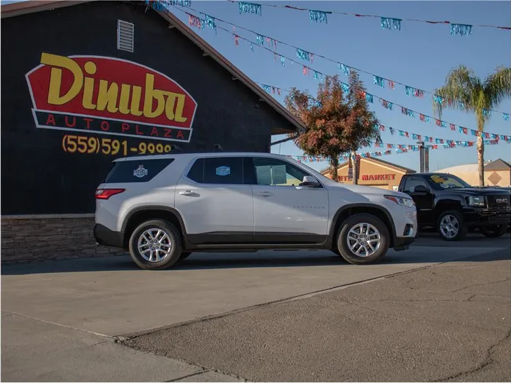 WHITE, 2019 CHEVROLET TRAVERSE Image 8