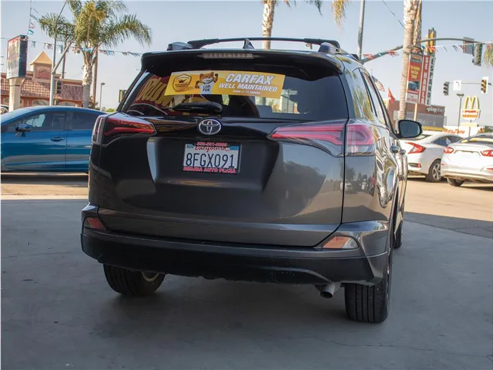 GRAY, 2018 TOYOTA RAV4 Image 8