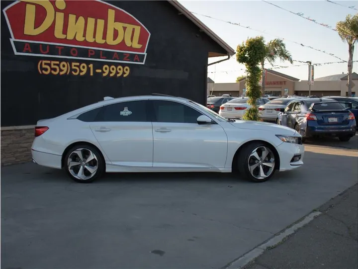 WHITE, 2020 HONDA ACCORD Image 4