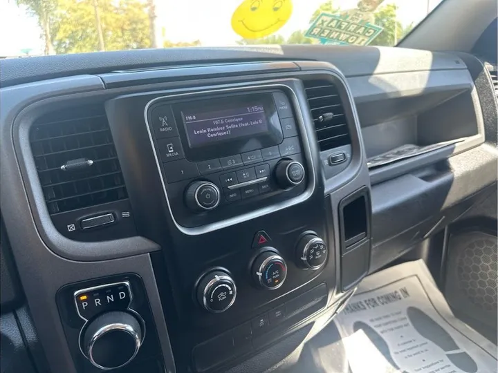 WHITE, 2019 RAM 1500 CLASSIC QUAD CAB Image 8