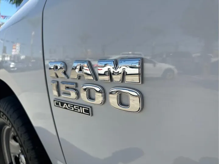 WHITE, 2019 RAM 1500 CLASSIC QUAD CAB Image 11