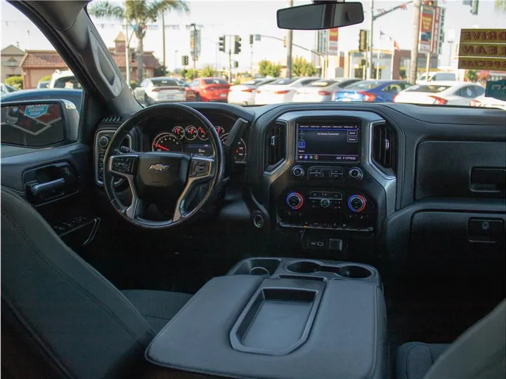 GRAY, 2022 CHEVROLET SILVERADO 1500 LIMITED CREW CAB Image 2