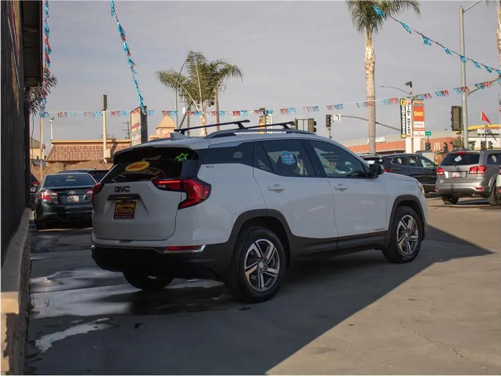 WHITE, 2020 GMC TERRAIN Image 9