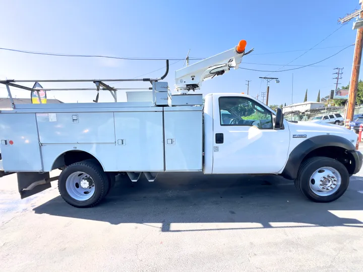 WHITE, 2006 FORD F-450 Image 8