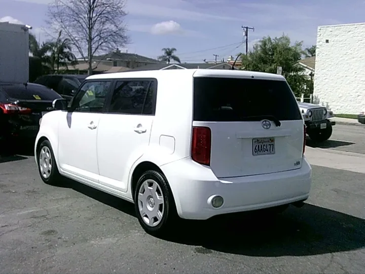 2008 SCION XB Image 5