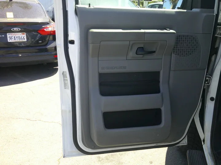 WHITE, 2012 FORD E150 CARGO Image 14