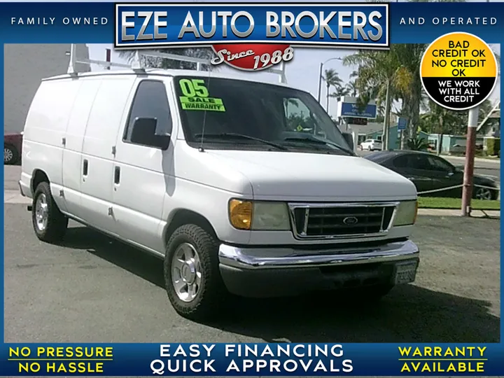 WHITE, 2005 FORD E150 SUPER DUTY CARGO Image 1