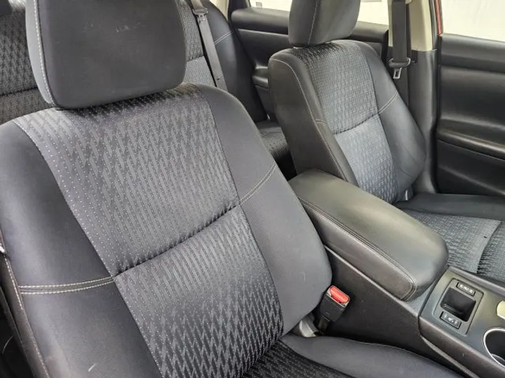 RED, 2016 NISSAN ALTIMA Image 12