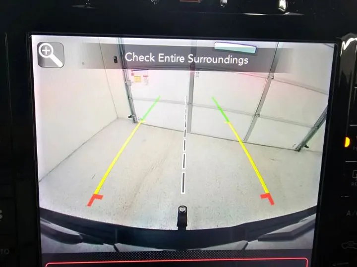 GRAY, 2019 RAM 1500 CREW CAB Image 17