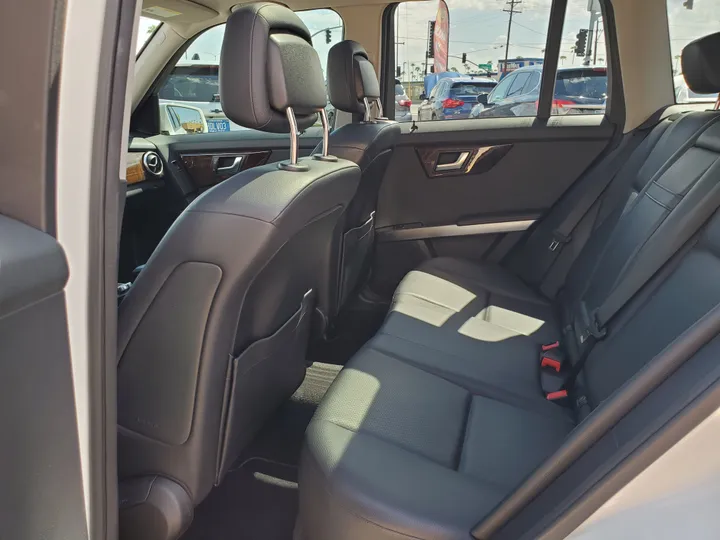 WHITE, 2014 MERCEDES-BENZ GLK-CLASS Image 41