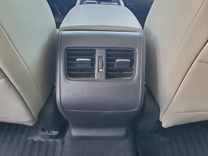 RED, 2018 HONDA ACCORD Image 44
