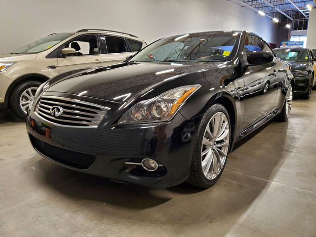 2012 INFINITI G37 Convertible RWD