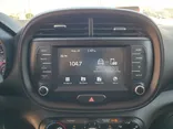 WHITE, 2020 KIA SOUL Thumnail Image 28