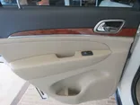 WHITE, 2011 JEEP GRAND CHEROKEE Thumnail Image 18