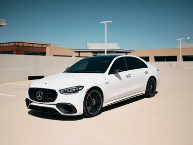 WHITE, 2024 MERCEDES-BENZ MERCEDES-AMG S-CLASS Image 
