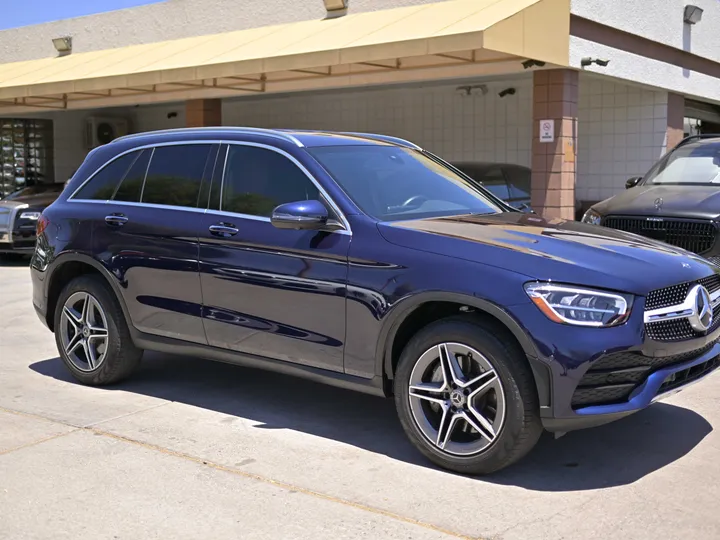 BLUE, 2020 MERCEDES-BENZ GLC Image 1