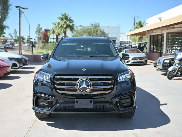 BLACK, 2025 MERCEDES-BENZ GLS Image 2