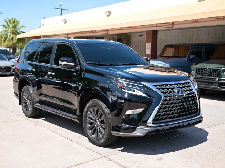 BLACK, 2020 LEXUS GX Image 3