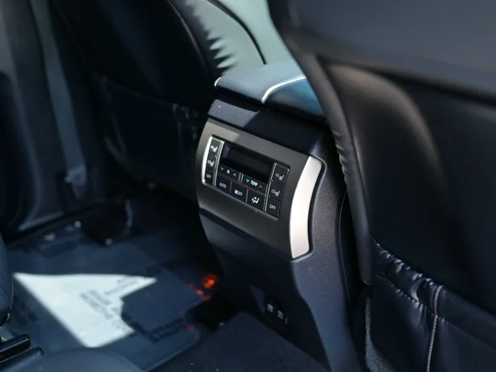 BLACK, 2020 LEXUS GX Image 18