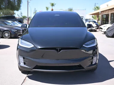 BLACK, 2018 TESLA MODEL X Image 