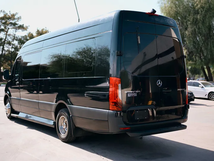 BLACK, 2020 MERCEDES-BENZ SPRINTER 3500 XD CARGO Image 5