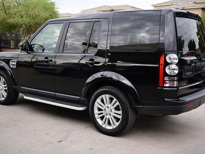 BLACK, 2016 LAND ROVER LR4 Image 3