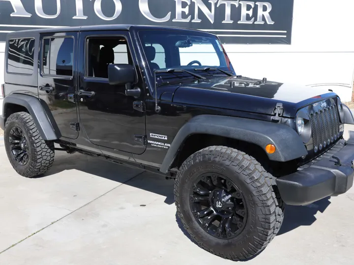 BLACK, 2017 JEEP WRANGLER UNLIMITED Image 3