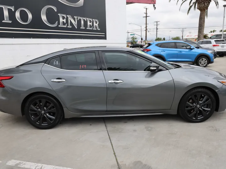 GRAY, 2018 NISSAN MAXIMA Image 4